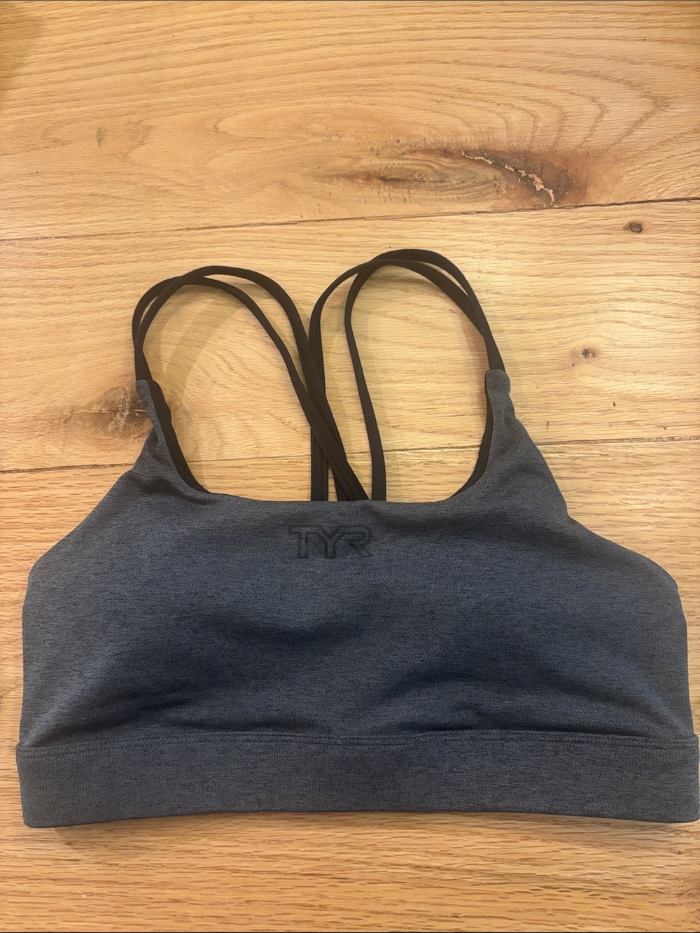 TYR Gray Double-Strap Seamless Sports Bra size M